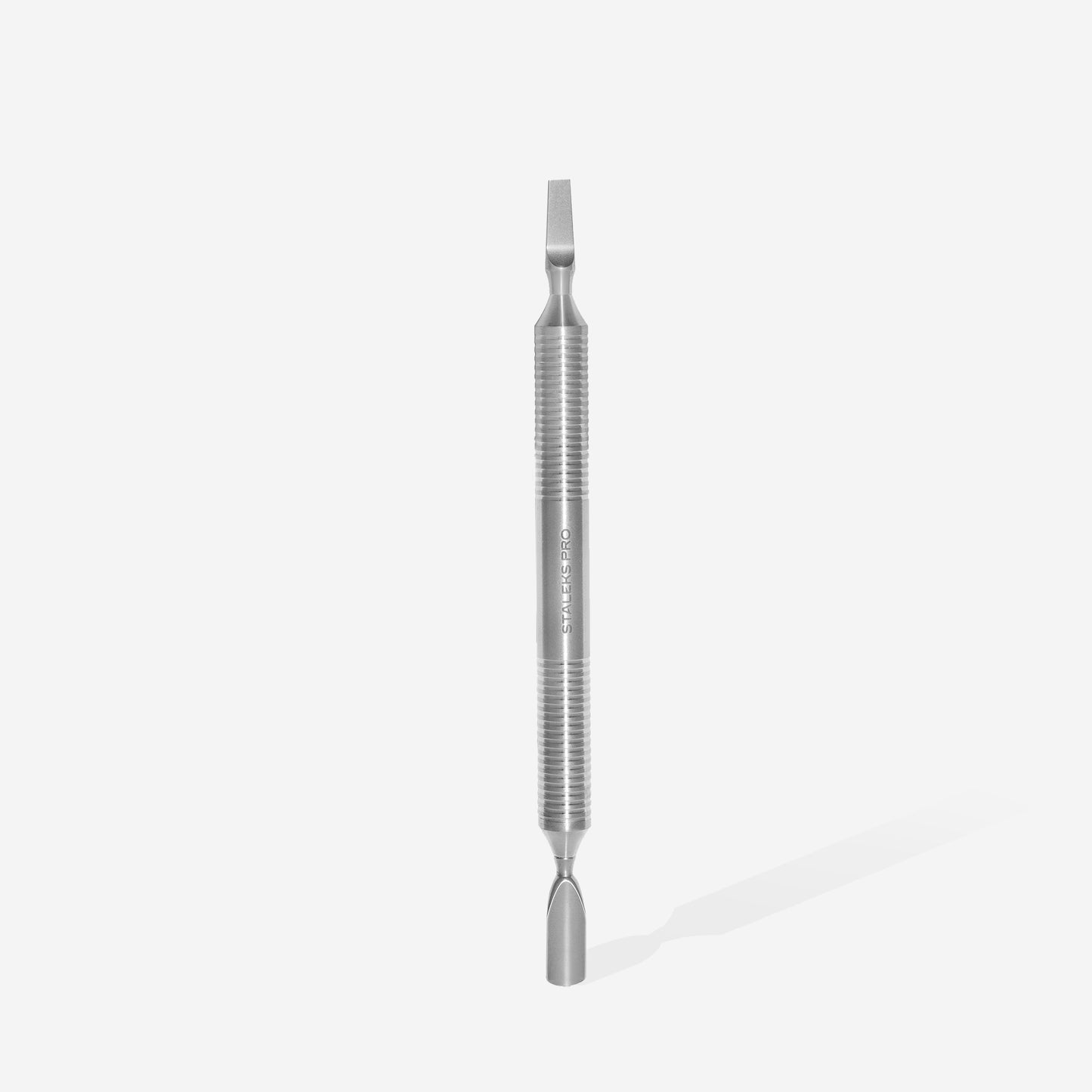 Hollow manicure pusher EXPERT 100 TYPE 5 (rounded pusher and wide blade)